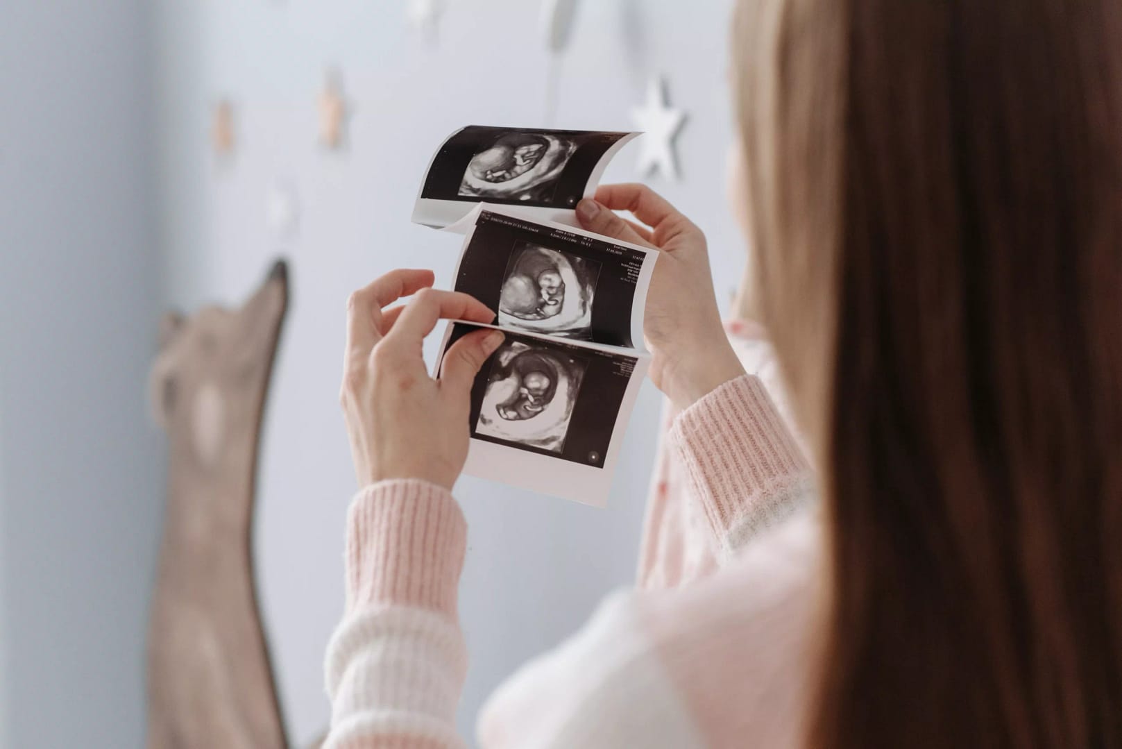 Pregnancy in France What to expect when pregnant in France. Medical and Admin guidelines